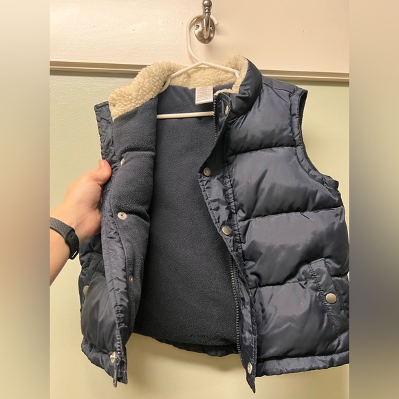Kids‎ Gymboree Puffer Vest - Picture 4 of 6